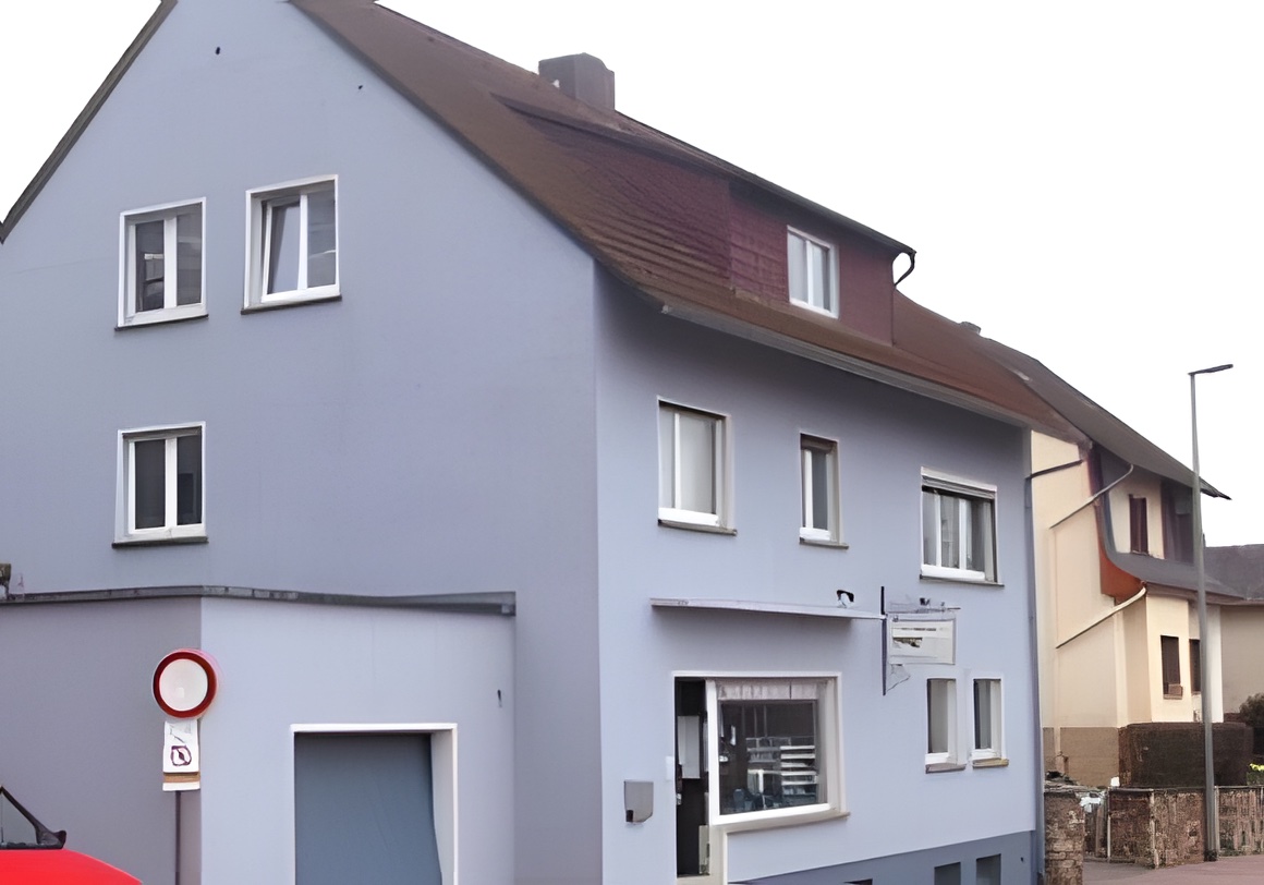 Das Haus des Bestattungsinstituts Michel in der Escher Straße